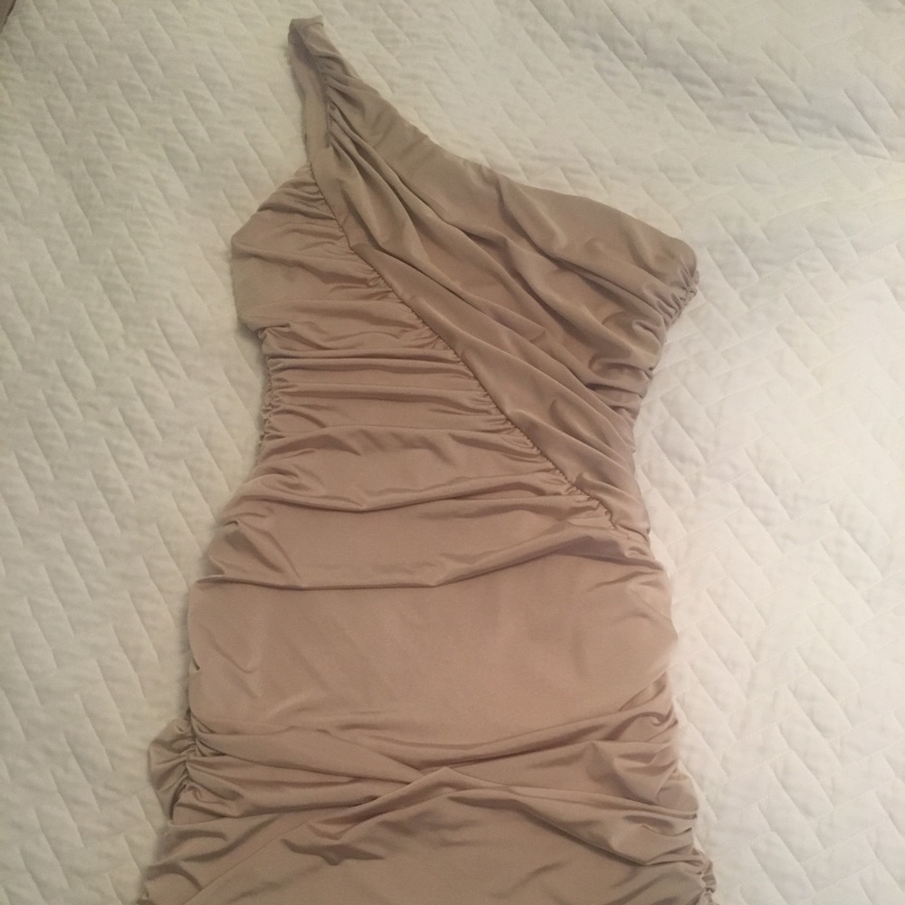 One shoulder champagne color dress
